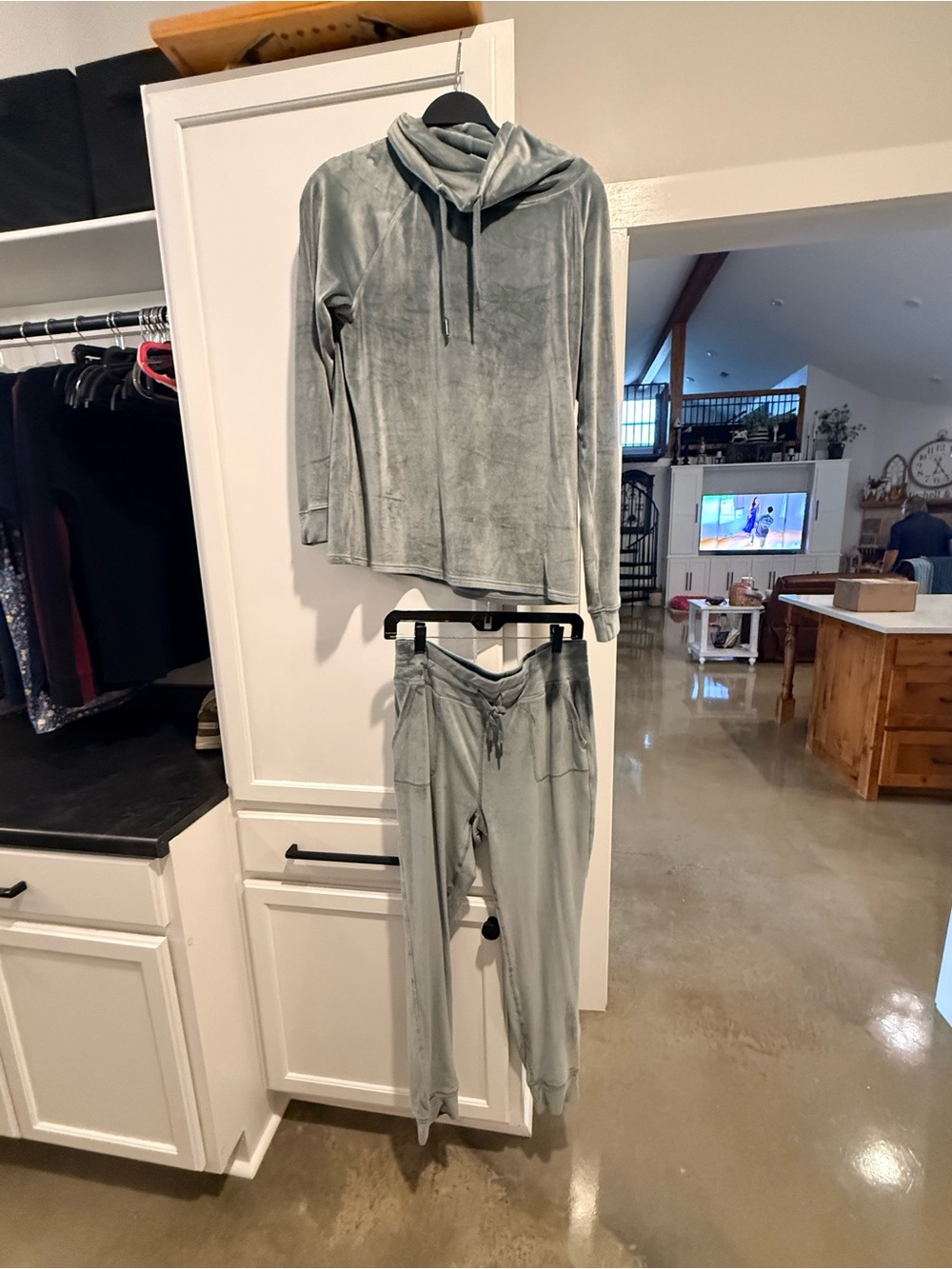 32 Degrees Velour Set